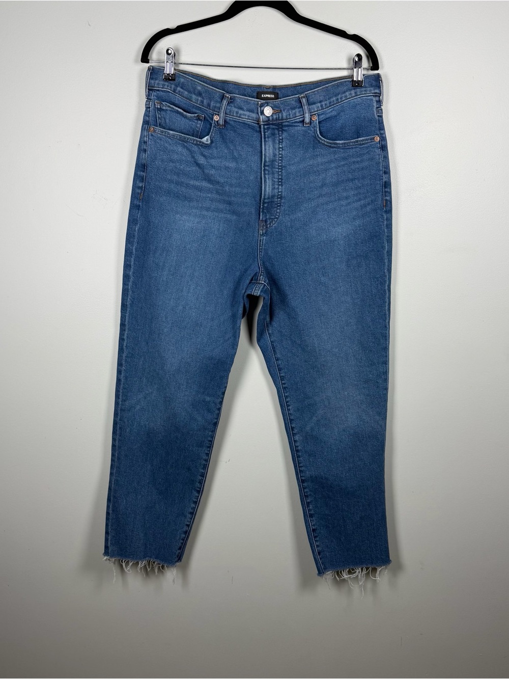 Express Mom Jeans Super High Rise Raw Hem Blue Denim Medium Wash Stretch Size 14